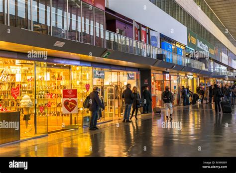 gucci vivono stazione termini|Rome's Train Station Shops Are Some Of The Best In Rome.